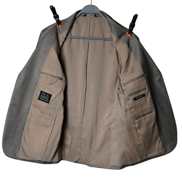 Jos A Bank 38S Light Brown/Tan - Small Shepards Check/houndstooth - Picture 3 of 4